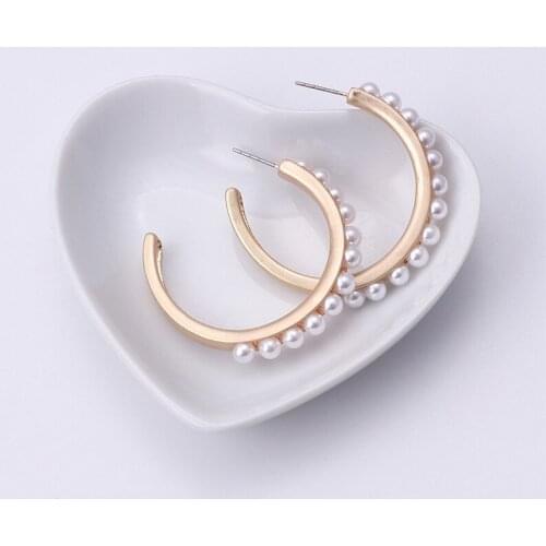 TIMEONLY Temperament Imitation Pearl Hoop Earrings Oversize C Shape Alloy Earring for Women LadY Luxury Jewellery Korean Style