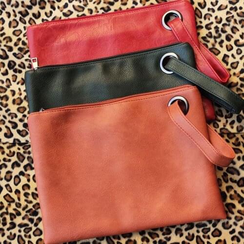 Hot Sale Ladies Casual Pu Wristband Wallets Mobile Phone Black Red Green Zipper Mobile Phone Storage Bag Outdoor Walking Bag