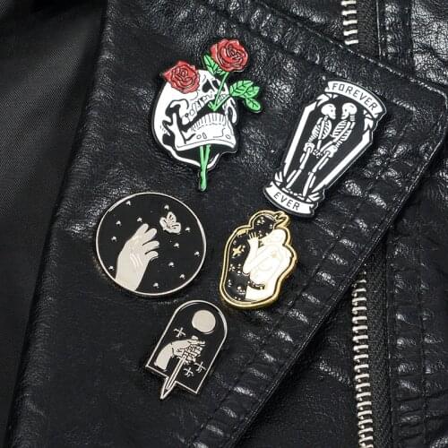 Skeleton pins Skull pins Skull lover brooches Enamel pins Badges Skeleton jewelry Skull jewelry Gifts for men women lovers