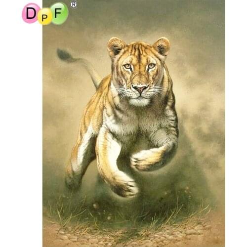 DPF DIY Gift 5D full Round Diamond Painting Magic Cube Cross Stitch wild running lion Diamond Embroidery crafts Mosaic Decor