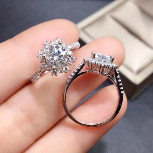 New 925 Sterling Silver Ring Micro-Inlaid Simulation Diamond Snowflake Princess Ring Female Charm Jewelry Engagement Gift