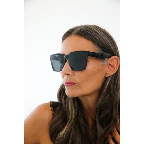 Bilge Karga Women's Glasses And Cases