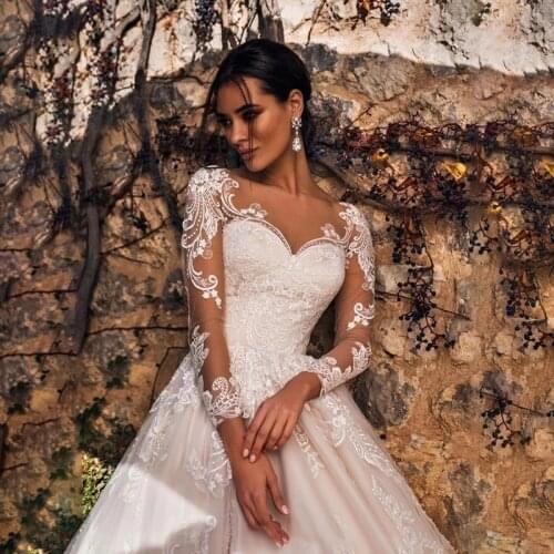 GY Luxury A Line Wedding Dresses V neck Lace Appliques Illusion Long Sleeves Wedding Dress Bridal Gowns Plus Size vestido de noi