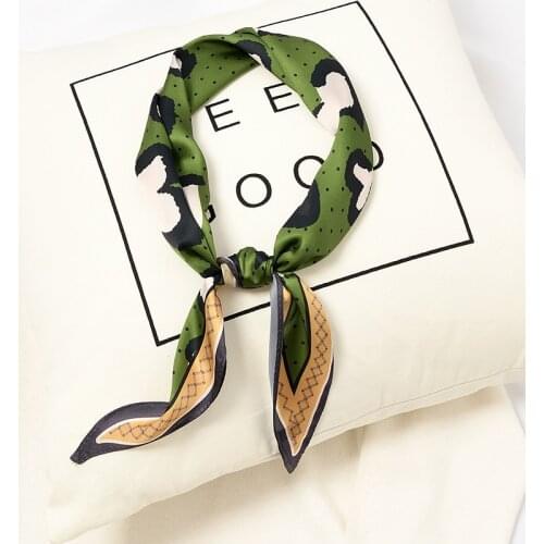 Luxury Scarf Women Brand Scarf Skinny Bag Scarves Design Daisy Wrist Towel Foulard Neckerchief Headband For Lady SJ324