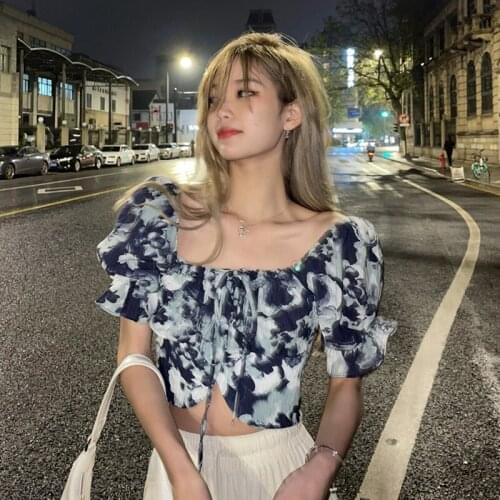 Blouse Retro Ink Painting Short-sleeved Shirt Women Summer New Design Sense Niche Off-shoulder Square Collar Short Shirt