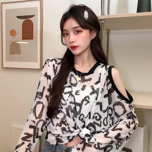 Sun Protect Women Off Shoulder O Neck Tshirt Transparent Sexy Lady Thin T Shirt Letter Print Long Sleeve Black White Street Top