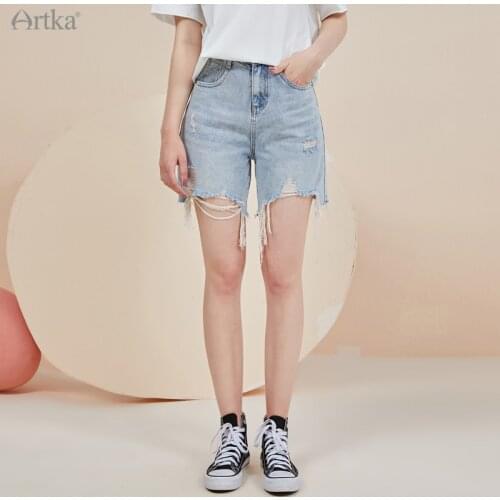 Artka Women's Shorts
