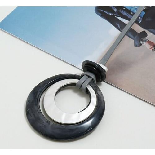 Fashion Long Leather Chain Choker Round Acrylic Pendant Necklace Women Jewelry Collares Mujer Collares de moda 2019 kolye Colar