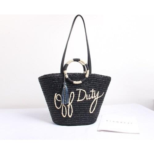 Fashion contrast color tassel hand ladle shoulder woven straw bag travel vacation beach Crossbody bag