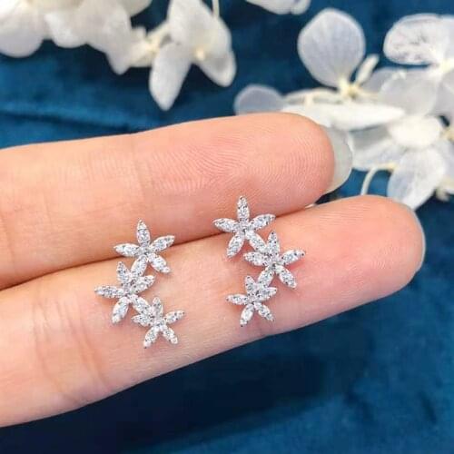 Huitan Delicate Flower Earrings for Women Ear Studs Stylish Party Accessories Daily Wear Versatile Fashion Jewelry Drop Shipping
