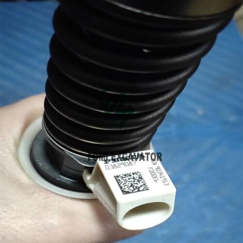 Original new 03829087 Injector forvolvo truck