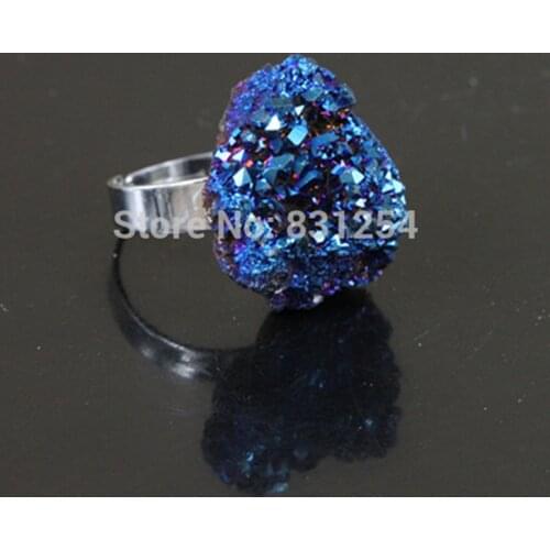 1pc Hot Bling Blue Titanium Quartz Ring Natural Stone Drusy Adjustable Charm Finger Ring Raw Stone Romantic Women Ring