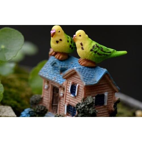 8PCS Poll Parrot Bird Popinjay Fly Animal Statue Figurine Crafts Figure Ornament Miniatures Home Car DIY Decoration