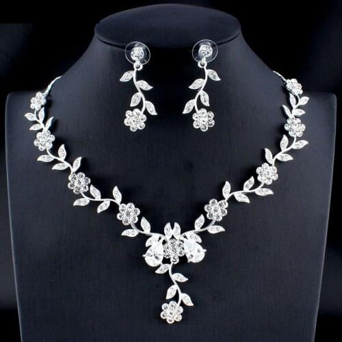 Womens Wedding Jewelry Set Silver Color Pearl Zircon Flower Bridal Necklace Earrings Set For Bride Party Girl Accessories Gift
