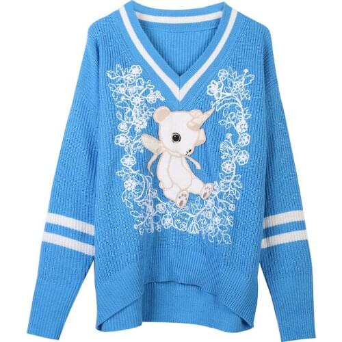 Luxury Designer V-Neck Sweater Winter Warmth Ladies Cartoon Pullover Thickening Christmas Ladies Sweater Knit Pullover Top