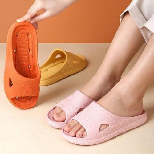 Women Slippers Indoor Home Non-slip Bathroom Leaking Slides Soft Thick Bottom Couple Summer Shoes Woman Platform Flip Flops