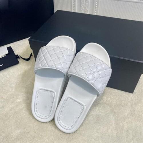 2021 Summer Women Slippers Flats Mules Genuine Leather Beach Slides Outside Solid Black Luxury Designer Zapatillas Mujer
