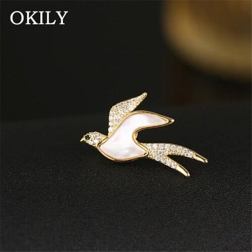 Elegant Swallow Bird Shape Brooches Animal Pin for Women Kids Scarf Suit Zircon Lapel Pins with Shell Jewelry Accessories