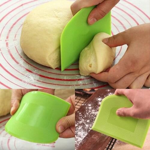 Useful Cream Spatula DIY Pastry Cutters Fondant Dough Scraper Cake Cutter Pastry Baking Tool Kitchen Accessories Hot Cuisine