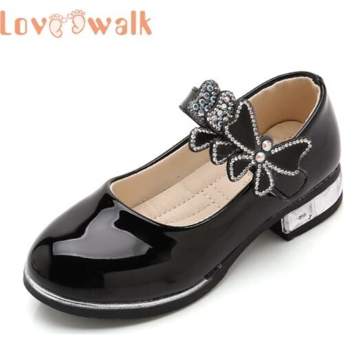 Loveewalk Patent Leather Girls Shoes Kids Sandals Glitter Butterfly Princess Shoes For Girls Low Heel Party Wedding Sneaker Teen