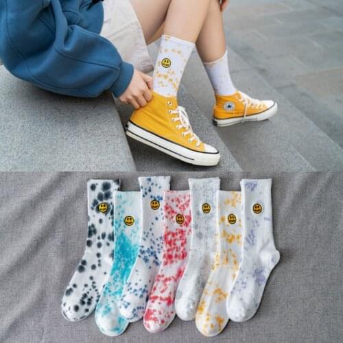 2021 Popular Mens Socks Women Fashion Smiling Face Cotton Crew Funny Tie Dye Harajuku Hip Hop Happy Socks Skate Cycling Running