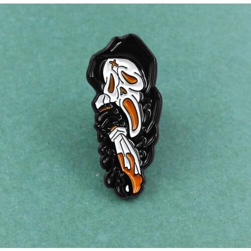 Screaming The God Of Death Brooch Skeleton Enamel Brooch Panic Death Skull Lapel Fans And Badges For Fans Halloween Gifts brosa