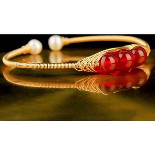 Women Cuff Bangle Metal Winding Red Stone Beads Freshwater Pearl Opening Bracelet Mothers Day Gift Female Wedding Party Jewelry
