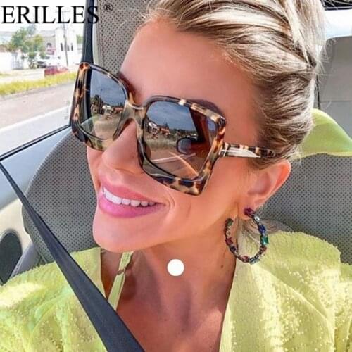 Fashion Oversized Square Women Sunglasses Brand Designer Plastic Female Big Frame Gradient Sun Glasses UV400 gafas de sol mujer