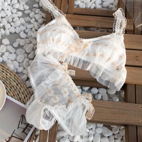 Super Fairy Lace Glittering Underwear Gold Ribbon Bow Bra Set Girls Cute Lace Embroidery Triangle Cup Lingerie Set women