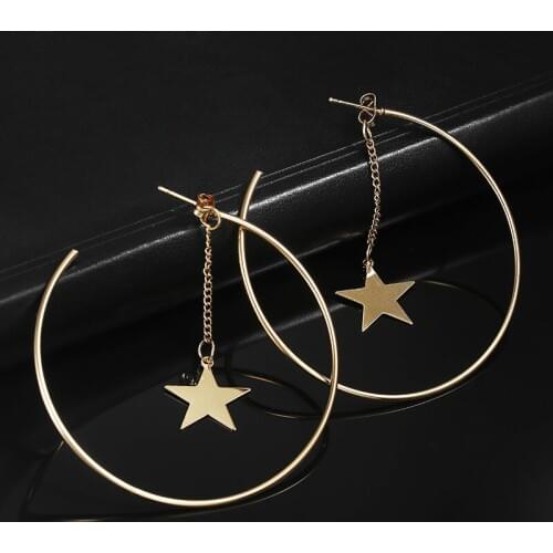 Simple Hoop Earrings For Women Hollow Round Circle Earrings With Star Decorated Earrings Golden Color Ear Jewelry Wholesale