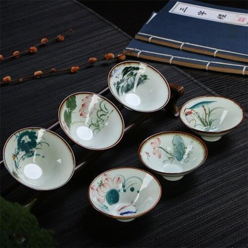 Ceramic Hand Painted Lotus Master Cup Simple Kiln Change Blue and White Porcelain Puer Teacup Office Kung Fu Drinkware Tea Set