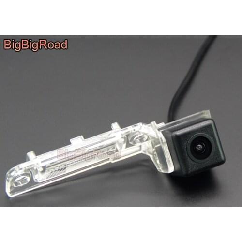 BigBigRoad Vehicle Wireless Rear View Parking CCD Camera HD Color Image For Volkswagen Transporter 2003-2015 / Tiguan 2012