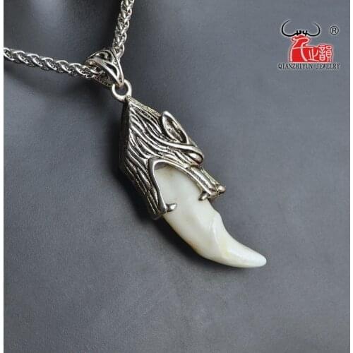 YX006 Fake wolf Tooth Pendant Necklace Stainless Steel Necklace Tibetan Amulet Fangs Necklace Vintage Charm Bone Choker