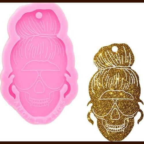 Male and Female Skull Keychain Pendant Mold Used for Making Mobile Phone Pendant Chocolate Cake Decoration Kitchen Baking Tools