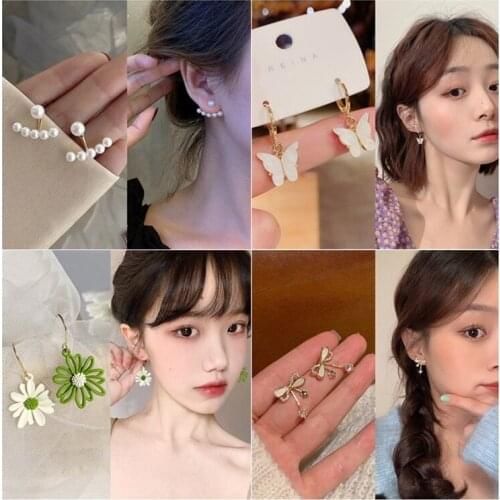 2021 new design sense niche pearl earrings female sweet temperament romantic Ear studs S925 silver needle simple personality