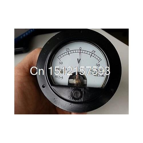Round Analog Volt Panel Meter + / - DC 50V Car Ship Battery Voltmeters 62T2 65C5