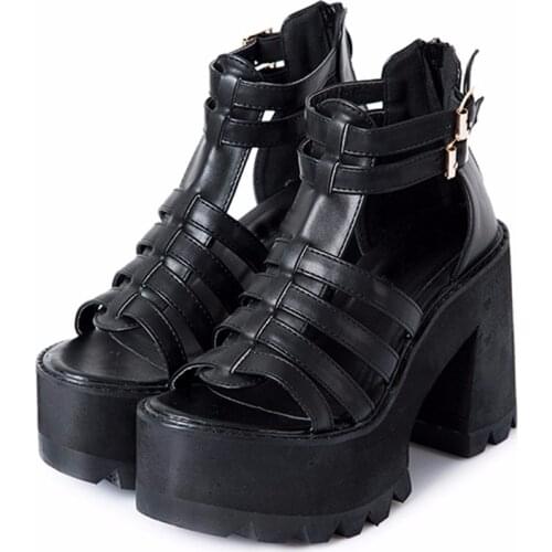 Cool Girl Fashion Punk Thick Sole Sandals Open Toe Black Chunky Fashion Sandals Women 2020 Beach Casual Shoes Woman YMA160