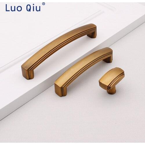 Door Handles Wardrobe Drawer Pulls Kitchen Cabinet Knobs and Handles Fittings for Furniture Handles Hardware Accessories
