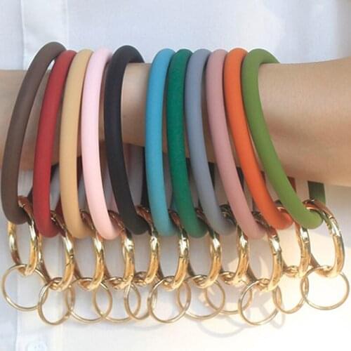 Vintage O Type Keychain Solid Color Silica Gel Wristlet Wristband Key Ring Unisex Trendy Simple Circle Key Chain Bangle Jewelry