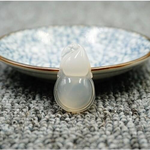 Natural ice through white chalcedony carving gourd pendant pendant DIY jewelry necklace accessories manufacturers wholesale
