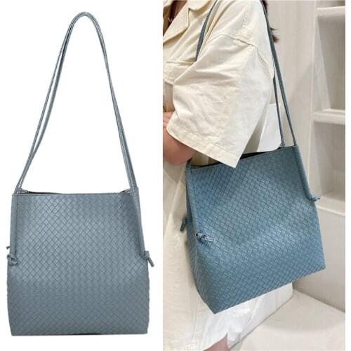 Large Capacity Female Shopper Bag Underarm Shoulder Bag Woman Fashion Handbags Retro Luxury Tote Bags Candy Color Wallet Pouch