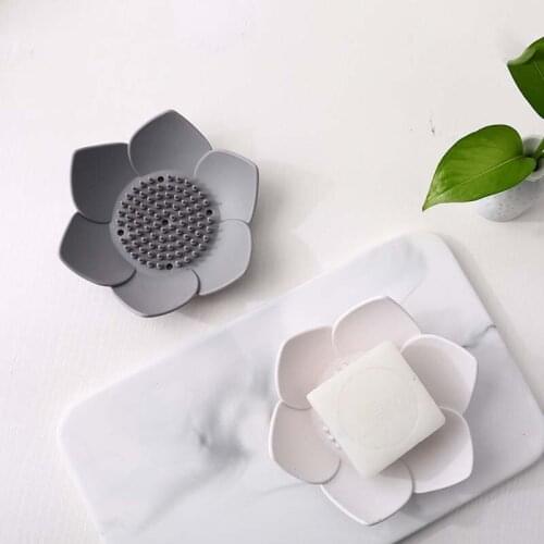 1PCS Portable Silicone Draining Soap Dish Lotus Shape Soap Box Plate Holder Soap Dishes Anti-skid Container Tray Home Bathroom