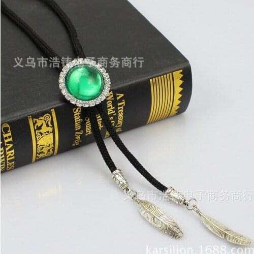 Indian Rhinestone Man Bolo Tie Vintage for Men Necklace Women Adjustable Long Pendant Girls Green Jewelry Accessories Kravat