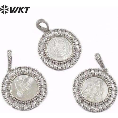 WT-MP116 WKT Classic Shell Pendant Vintage Religion Jesus Humanoid Pattern CZ Micro Pave Lucky Pendant for Necklace Maker
