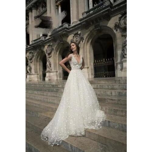 A Line Boho Wedding Dresses V Neck Backless Stars Tulle Beach Wedding Gown Princess Bridal Dress Robe De Mariee Vestido De Noiva