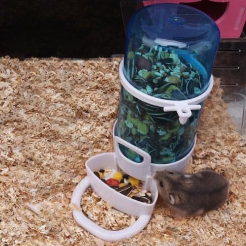 Home Small Pet Rabbit Guinea Pig Hedgehog Squirrel Bird Food Dish Bowl Hamster Mice Feeding Automatic Feeder Dispenser Food Bowl