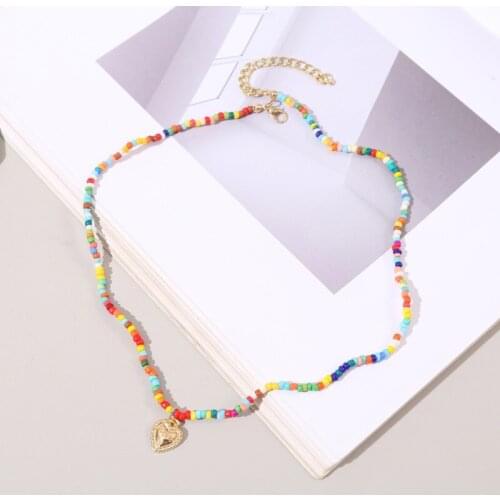 Fashion Colorful Beads Short Necklace for Women Bohemian Handmade Beaded Heart Pendant Necklace Jewelry Chokers Necklace Gift
