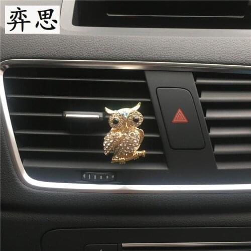 Cute metallic owl styling Delicate animals Automobile air conditioning decoration Perfume clip Rhinestone Owl Ladies car perfume