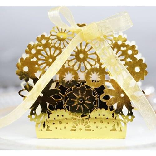 50pcs Laser Cut Lace Flower Carriage Favor Gifts Candy Boxes With Ribbon Baby Shower Wedding Birthday Party Favor Decoration