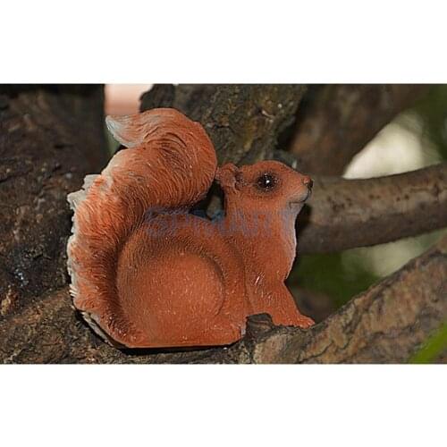 1Pc Home Garden Resin Squirrel Model for DIY Outdoor Grassland Backyard Decors